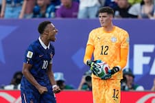 Se destacó ante Mbappé en el Mundial y se va a Francia: cuántos dólares le ingresarán a San Lorenzo