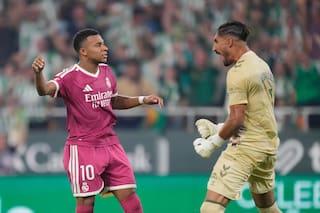 Mbappé falla un penal al final y Real Madrid cae ante Betis