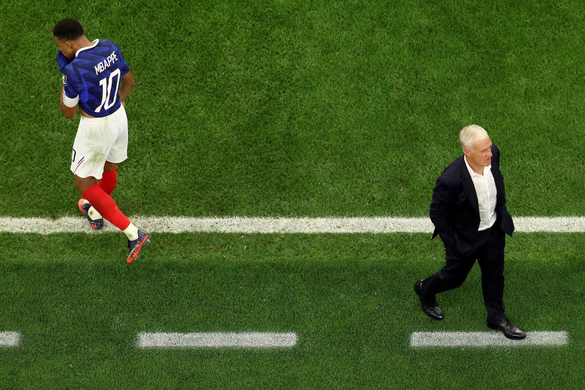 Kylian Mbappe y el DT Didier Deschamps se despidieron de la lucha por el título en el Mundial 2026