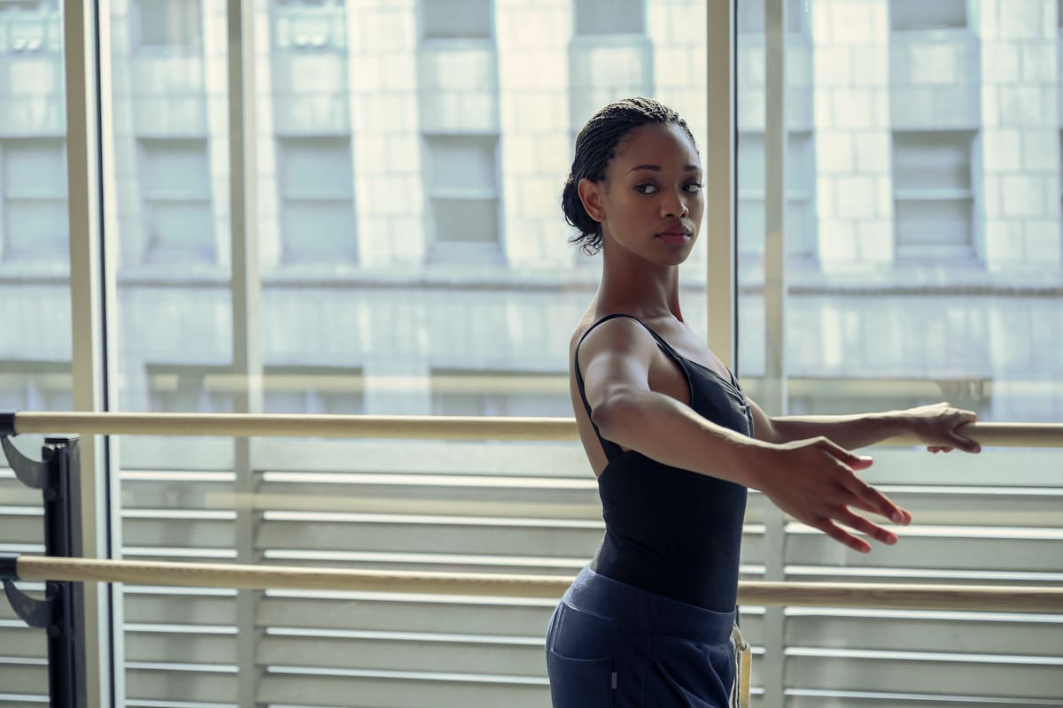 Kylie Jefferson es la protagonista Tiny Pretty Things, la serie que Netflix acaba de anunciar que bajará de su plataforma