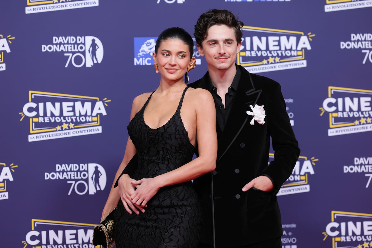 Kylie Jenner y Timothée Chalamet posaron juntos por primera vez en una alfombra roja