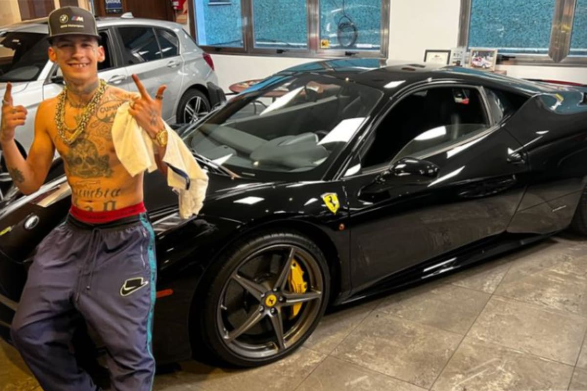 L-Gante y su pasión por la Ferrari 458 Italia