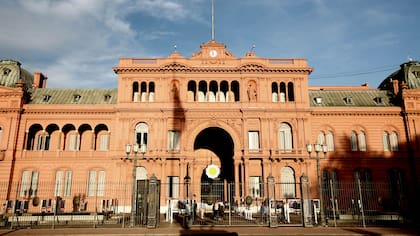 Cada uno de los medios que quedó afuera de Casa Rosada