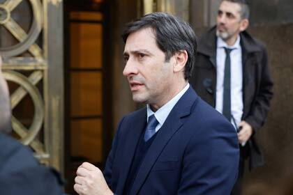 l senador Enrique Martin Goerling Lara.