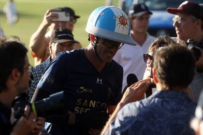 La 14ª conquista de Hurlingham es más que especial para Adolfo Cambiaso: a compartir la cancha con un hijo en la elite del polo mundial, se agrega la gloria del triunfo conjunto.