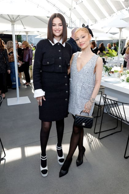 La Academia de Artes y Ciencias Cinematográficas de Hollywood organizó junto a Chanel el almuerzo anual de mujeres que congrega a destacadas actrices y cineastas. Selena Gomez y Ariana Grande (vestidas para la ocasión por la firma francesa) fueron algunas de las protagonistas de este evento, que se celebró en el Museo de la Academia en Los Ángeles