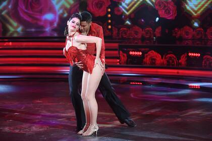 La Academia: Romina Richi volvió a hablar de sus “amigos con derechos”