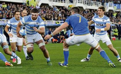 La acción clave: Kremer encara y perfora la defensa italiana; el try que rompió el partido