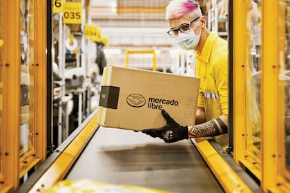La actividad vinculada con el comercio electrónico, el pilar inicial de la compañía, representó un 67% de la facturación de Mercado Libre en el período (US$1142,3 millones), con un crecimiento interanual del 96,4%.