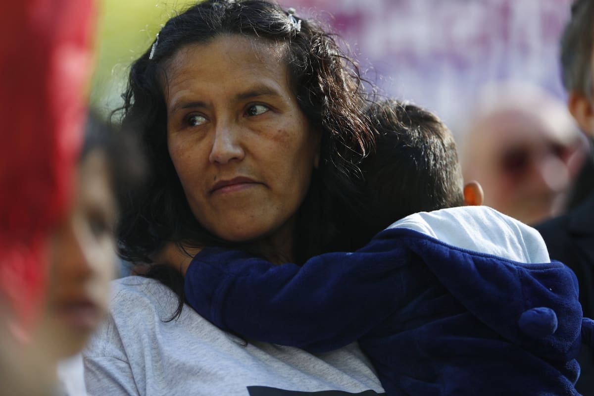 La activista reconocida por la revista Time fue detenida por el ICE en Denver; la acción de la agencia desató manifestaciones y reclamos