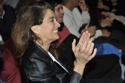 La actriz, a pura sonrisa, fue una de las que más aplaudió al final de la función