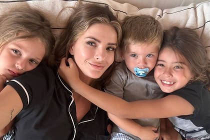 La actriz celebró Halloween junto a sus hijos (Foto Instagram @sangrejaponesa)