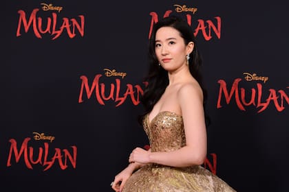 En América latina, Mulán no se va a estrenar en cines y va a ir directamente a Disney , sin pagar un extra.