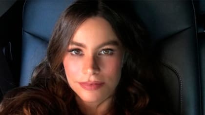 La actriz colombiana subió a Instagram una foto al natural y engripada