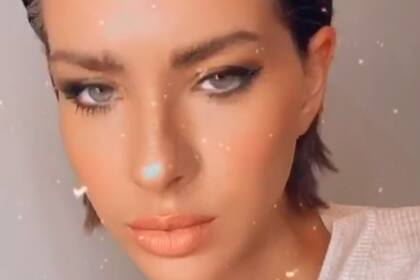 La actriz compartió una foto luego de su pasar por el quirófano.