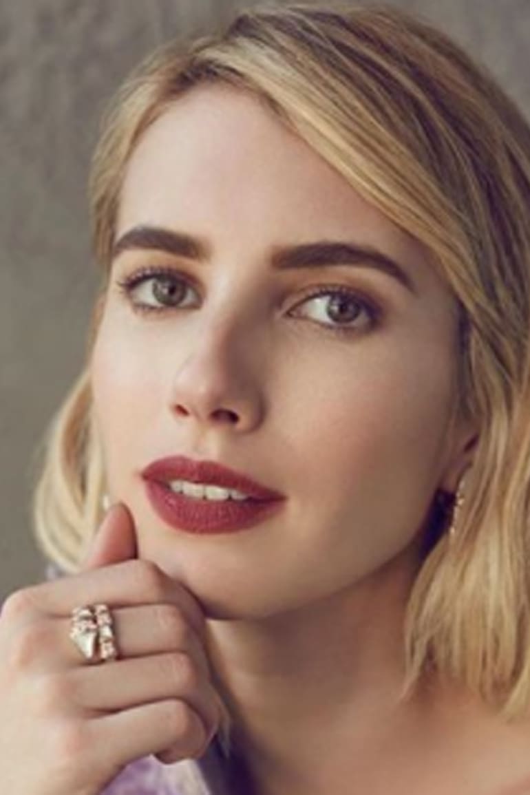 La actriz Emma Roberts fue acusada de actitudes repudiables por parte de colegas
