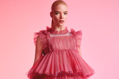 La actriz de 24 años consiguió igualar a Angelina Jolie en el hito de haberse convertido en la más joven en conseguir el Globo de Oro.