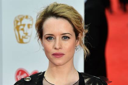 La actriz de The Crown anunció su ruptura del también actor con quien estaba en pareja desde 2011