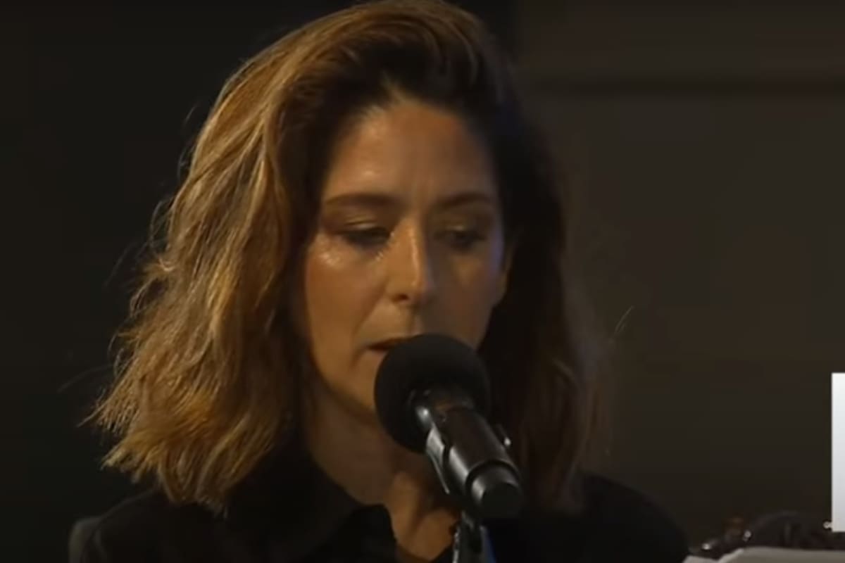 La actriz Laura Novoa estuvo a cargo de la presentación del homenaje
