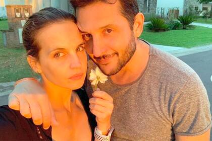 La actriz le confesó a Verónica Lozano que es celosa y que cada tanto mira el teléfono se su marido