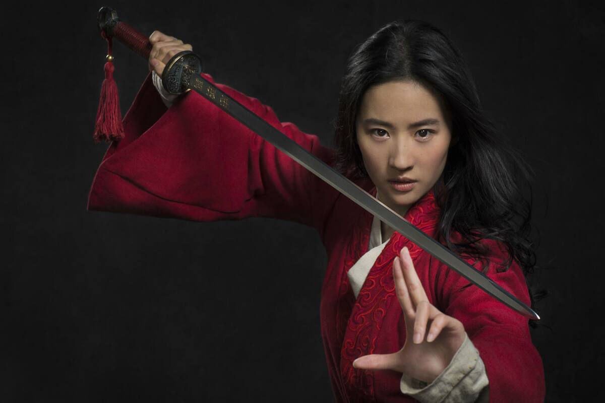 La actriz Liu Yifei, como Hua Mulán