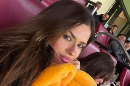 La actriz mostró todos los detalles de su jornada futbolística en sus redes sociales (Foto: @sangrejaponesa)