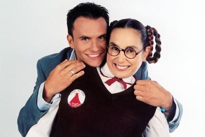 La actriz Natalia Streignard y su colega Juan Pablo Raba en el afiche promocional de la telenovela "Mi gorda bella".