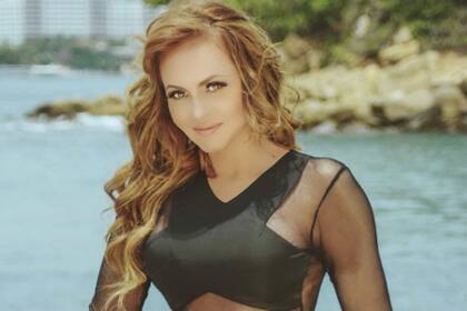 La actriz promociona a través de sus redes sociales la obra de teatro de La Usurpadora, que se presentará en varies ciudades de EEUU y latinoamérica