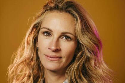 La actriz, quien no suele mostrarse públicamente con Danny Moder, compartió en las redes en una inusual imagen