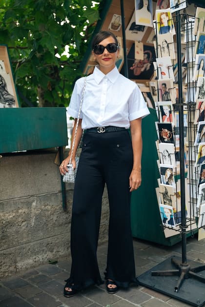 La actriz Rashida Jones, hija de Quincy Jones, en el desfile de Alta Costura de Chanel