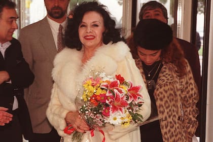 La actriz murió ayer a los 89 años; su hija Isabelita y sus familiares realizaron una pequeña ceremonia