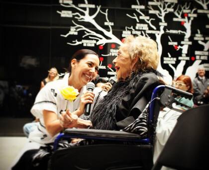 La actriz Stephanie Salas se despide de su abuela con un conmovedor mensaje en Instagram