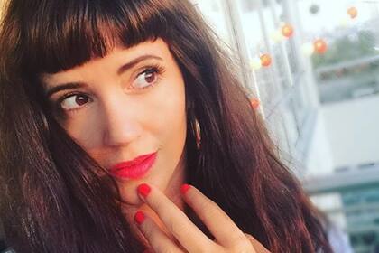 La actriz volvió a apuntar contra el galán, y aseguró que sufrió violencia de su parte durante las grabaciones de Patito Feo