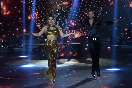 La actriz y cantante fue la encargada de romper el hielo