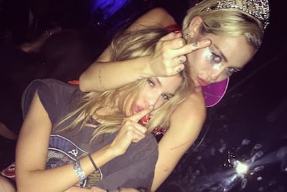 La actriz y cantante tuvo un breve amorío con la modelo de Victoria’s Secret Stella Maxwell