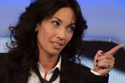 La actriz y conductora apuntó contra el ex saxofonista de Sumo