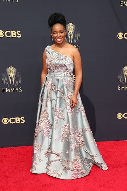 La actriz y guionista Amber Ruffin, en la alfombra roja de los Emmy 2021