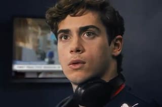 El casco que Colapinto usará como tributo a Reutemann y su inesperado debut actoral