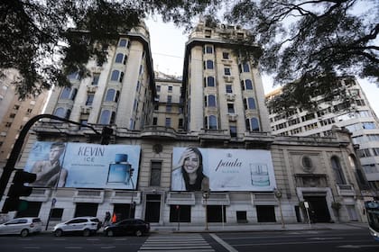 La actual demolición parcial del edificio Plaza Hotel