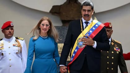 La acusación central de la Fiscalía Federal sostiene que Maduro lideró una red que coordinó el envío de cocaína hacia EE. UU. con el fin de financiar actividades terroristas