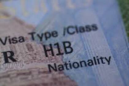 La administración de Donald Trump busca priorizar empleos calificados para ciudadanos y residente