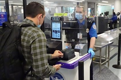 La Administración de Seguridad en el Transporte (TSA) de Estados Unidos es el organismo encargado de la seguridad en los aeropuertos del país