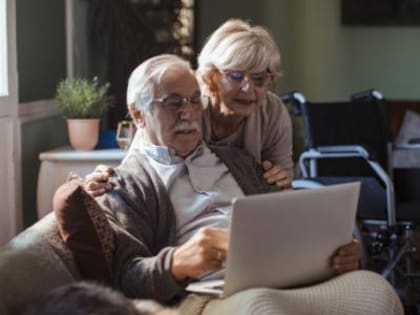 La Administración del Seguro Social calcula el COLA mediante el CPI-W (Índice de Precios al Consumidor para Trabajadores Urbanos), distinto del CPI-U general