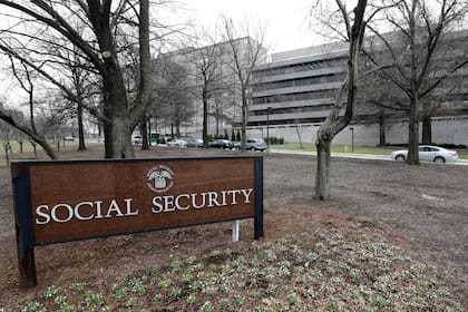 La Administración del Seguro Social establece una serie de requisitos para formar pate de los programas (AP Foto/Patrick Semansky, Archivo)