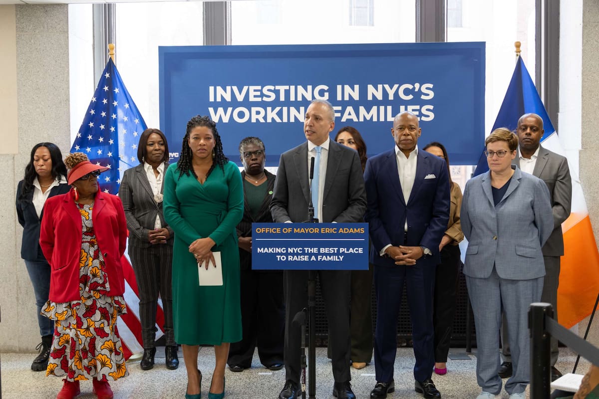 La administración Eric Adams lanzó un programa para los empleados municipales