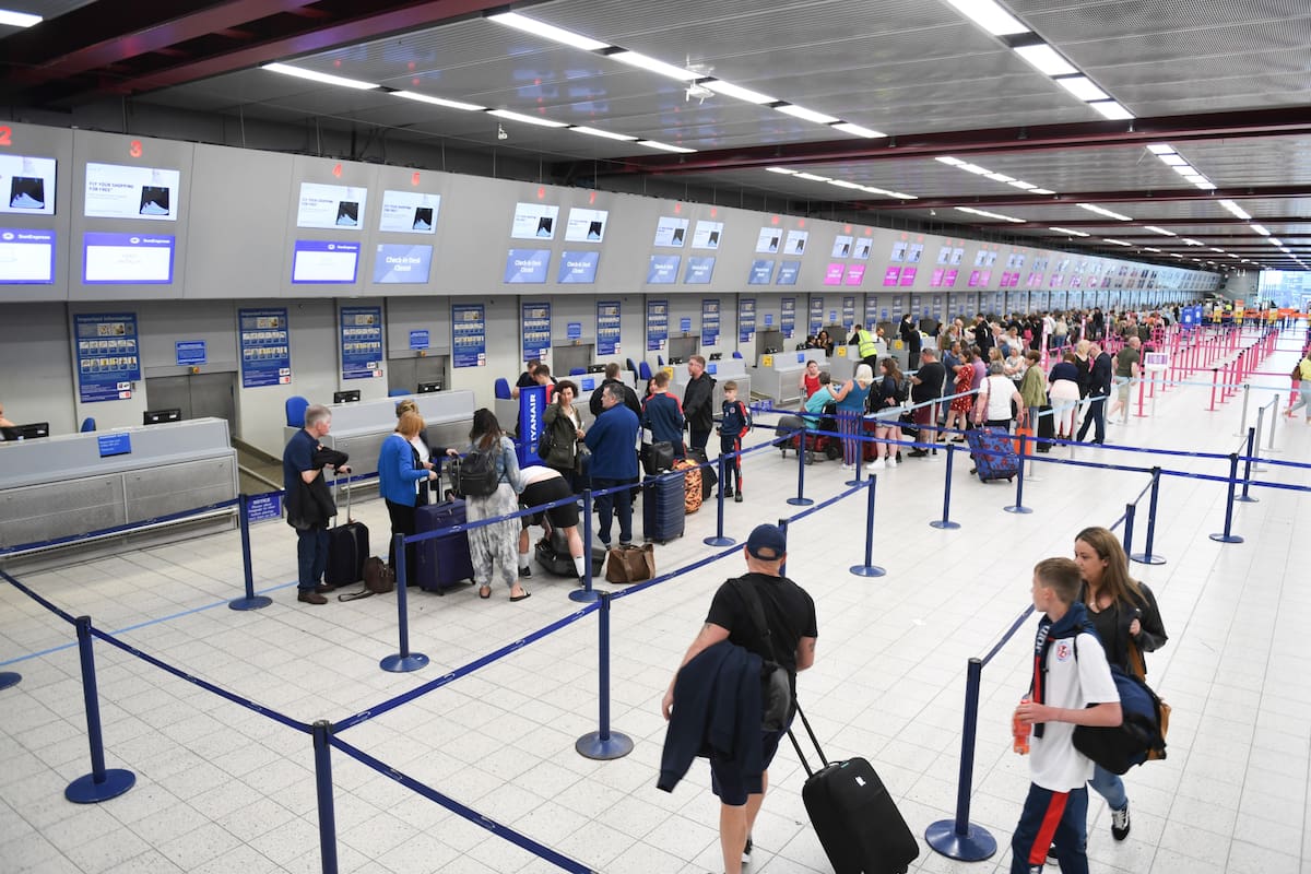 La Administración Federal de Aviación levantó una orden para que las aerolíneas detengan todas las salidas nacionales después de un fallo del sistema
