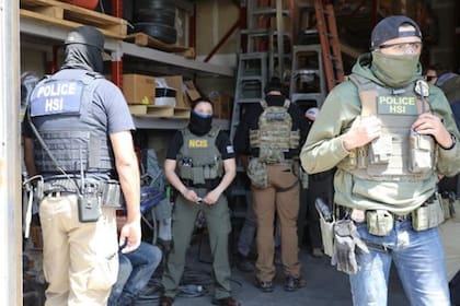 La administración Trump anunció el envío de 200 marines a Florida para ayudar a los agentes del Servicio de Inmigración y Control de Aduanas de Estados Unidos