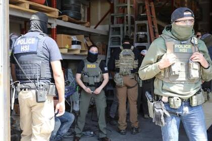 La administración Trump busca alcanzar un millón de expulsiones por año y revitalizó las detenciones en sitios laborales
