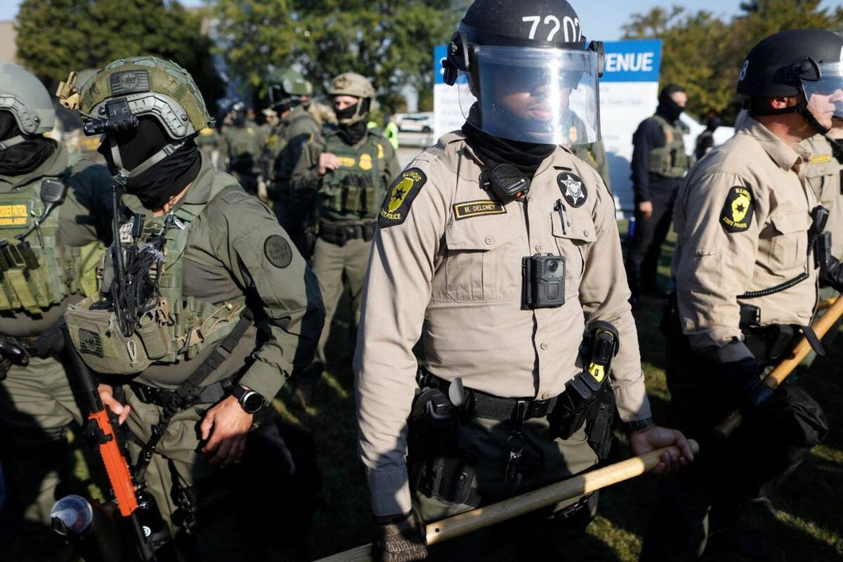 La administración Trump prevé que algunos de los directores salientes de las oficinas regionales del ICE sean reemplazados por líderes de la Oficina de Aduanas y Protección Fronteriza