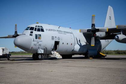 La aeronave es la primera de las tres que serán modernizadas por más de 150 técnicos e ingenieros argentinos que fueron capacitados en los talleres de la empresa contratista L3, en Estados Unidos